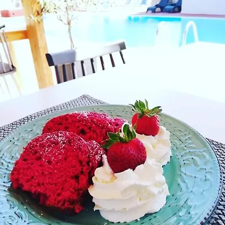 Platoni Elite יאליסוס