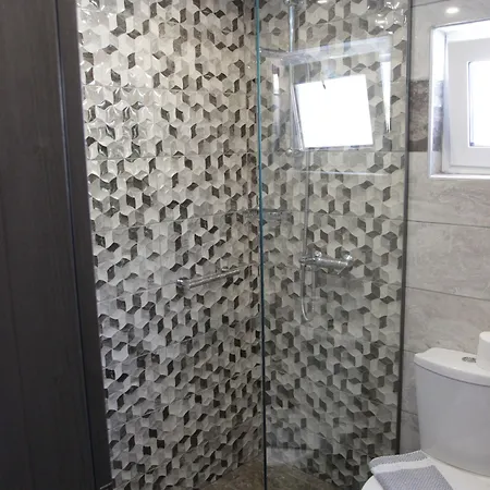 Platoni Elite Villa *