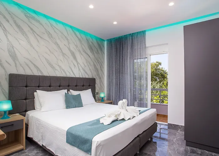 Willa Platoni Elite *