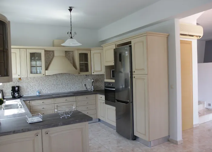 Platoni Elite Villa *