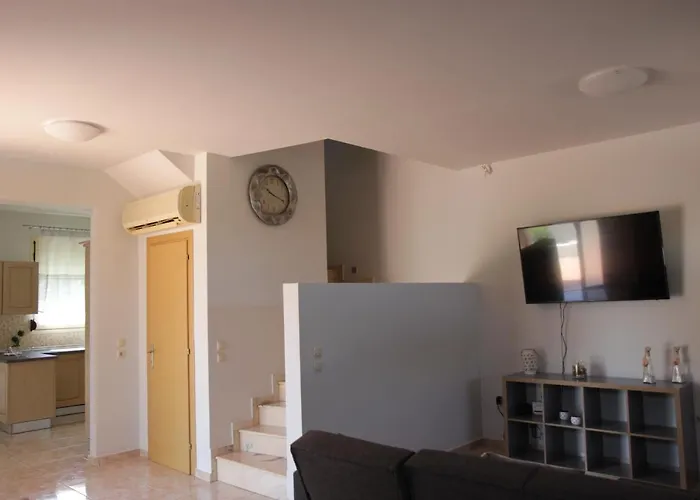 Platoni Elite * Ialysos (Rhodes)